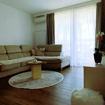 Landan Planet - Free Parking Apartment *