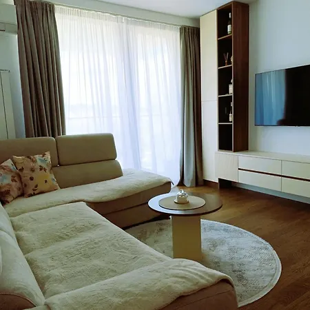 Landan Planet - Free Parking * Nis