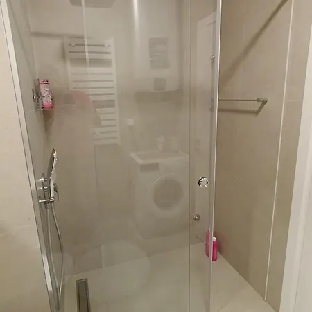 Apartment Landan Planet - Free Parking Nis