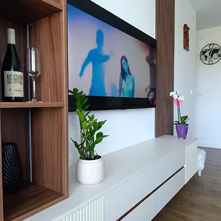 Apartment Landan Planet - Free Parking Nis