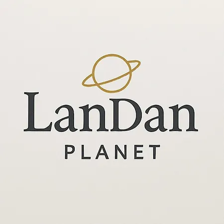 Апартаменты Landan Planet - Free Parking